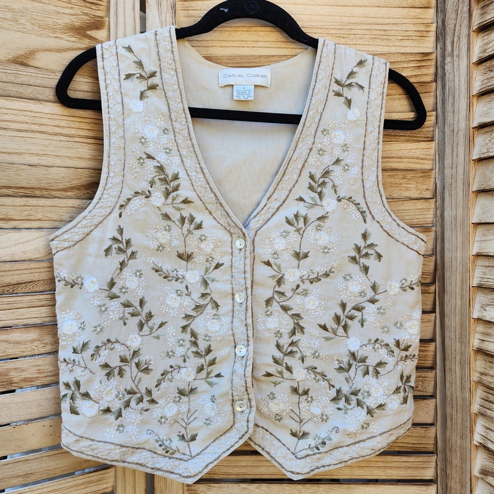 Vtg Casual Corner SMALL Beige 100% Cotton Embroidered Floral Vest Cottagecore